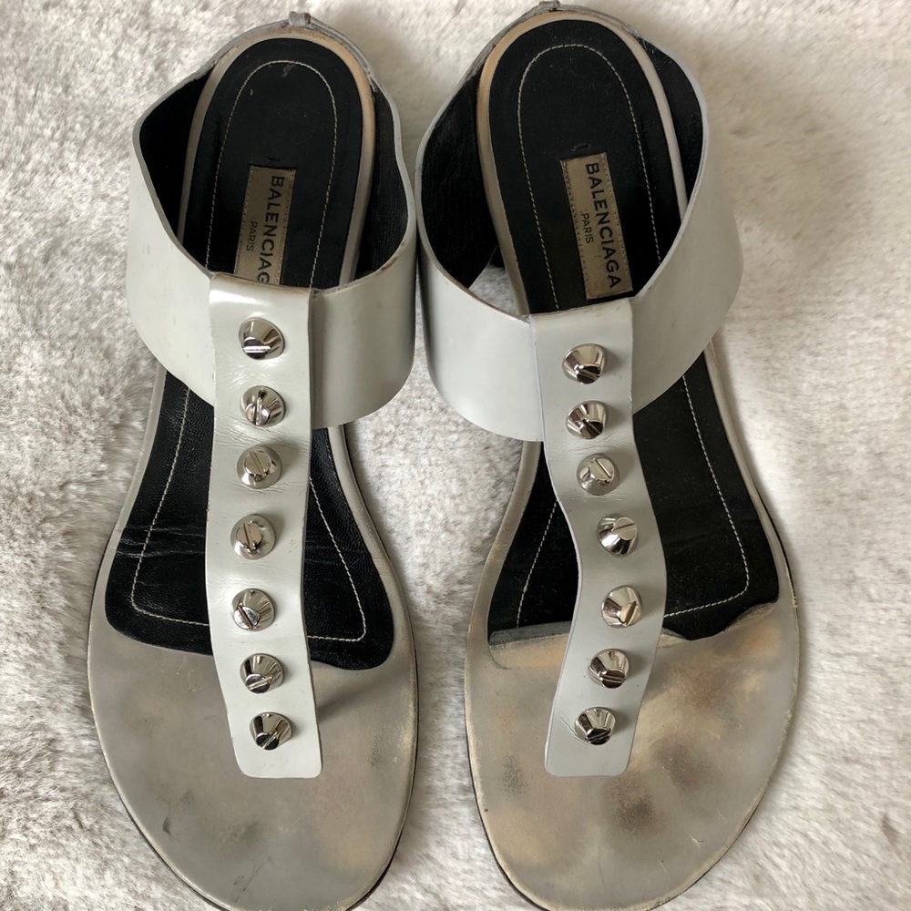Balenciaga pearl gray studded flats